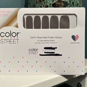 🩶5/$30 Berlin It To Win It Color Street Nail Strips Medium Gray Crème Finish NEW